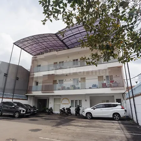 Family Residence Mitra Reddoorz-2